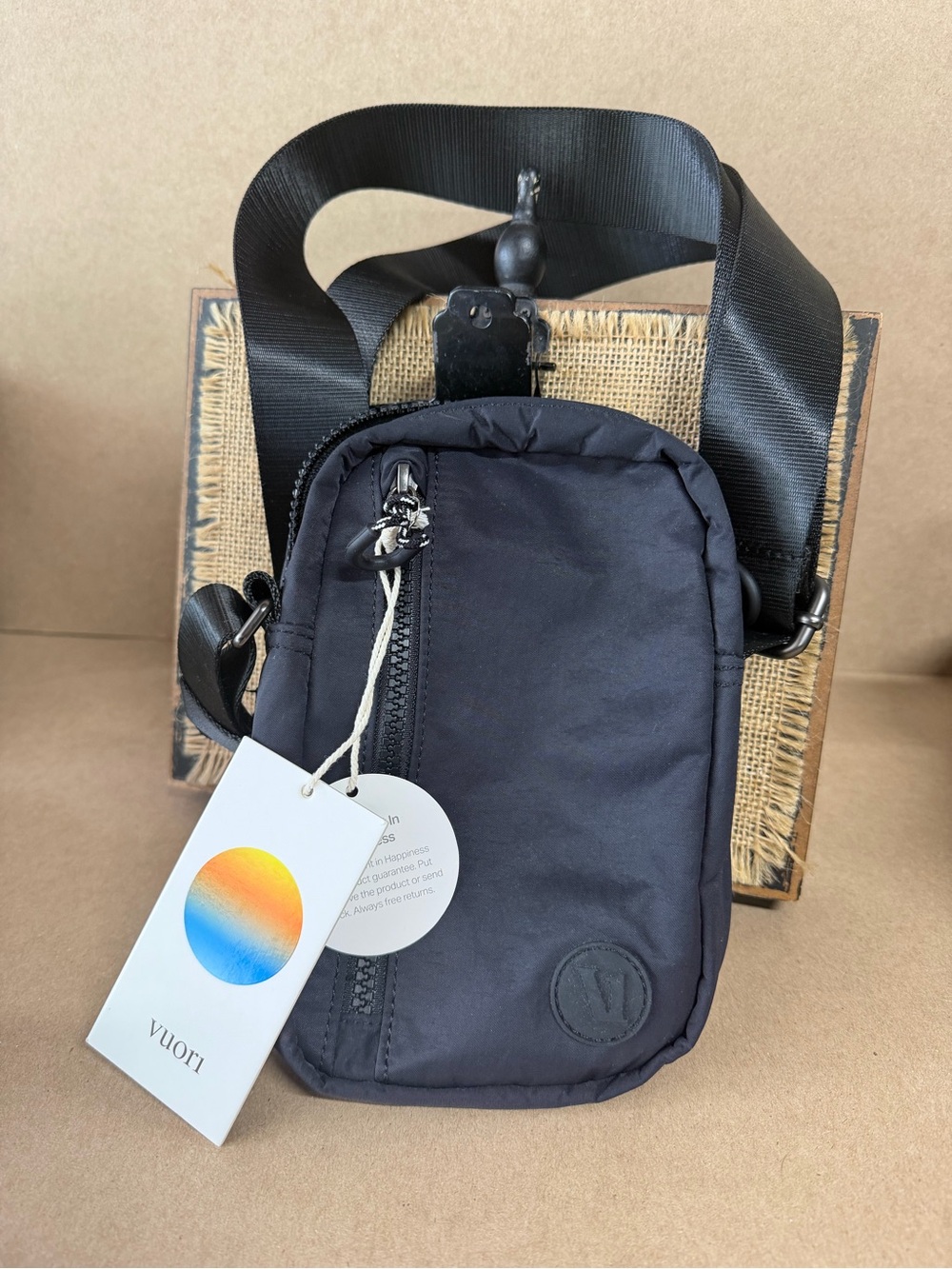 Vuori Black Small Crossbody Belt Bag unisex NWT